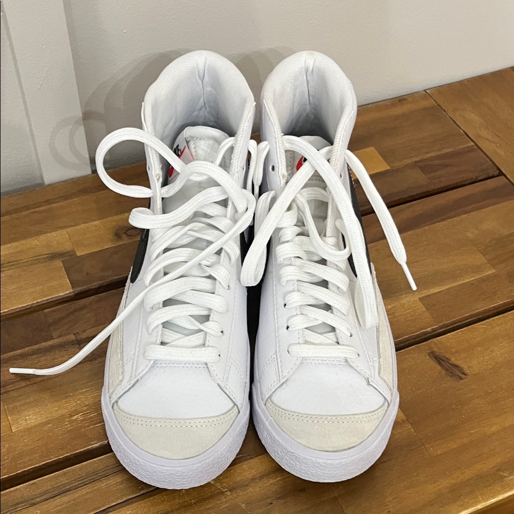Nike White and Black High-Tops - Picture 6 of 9